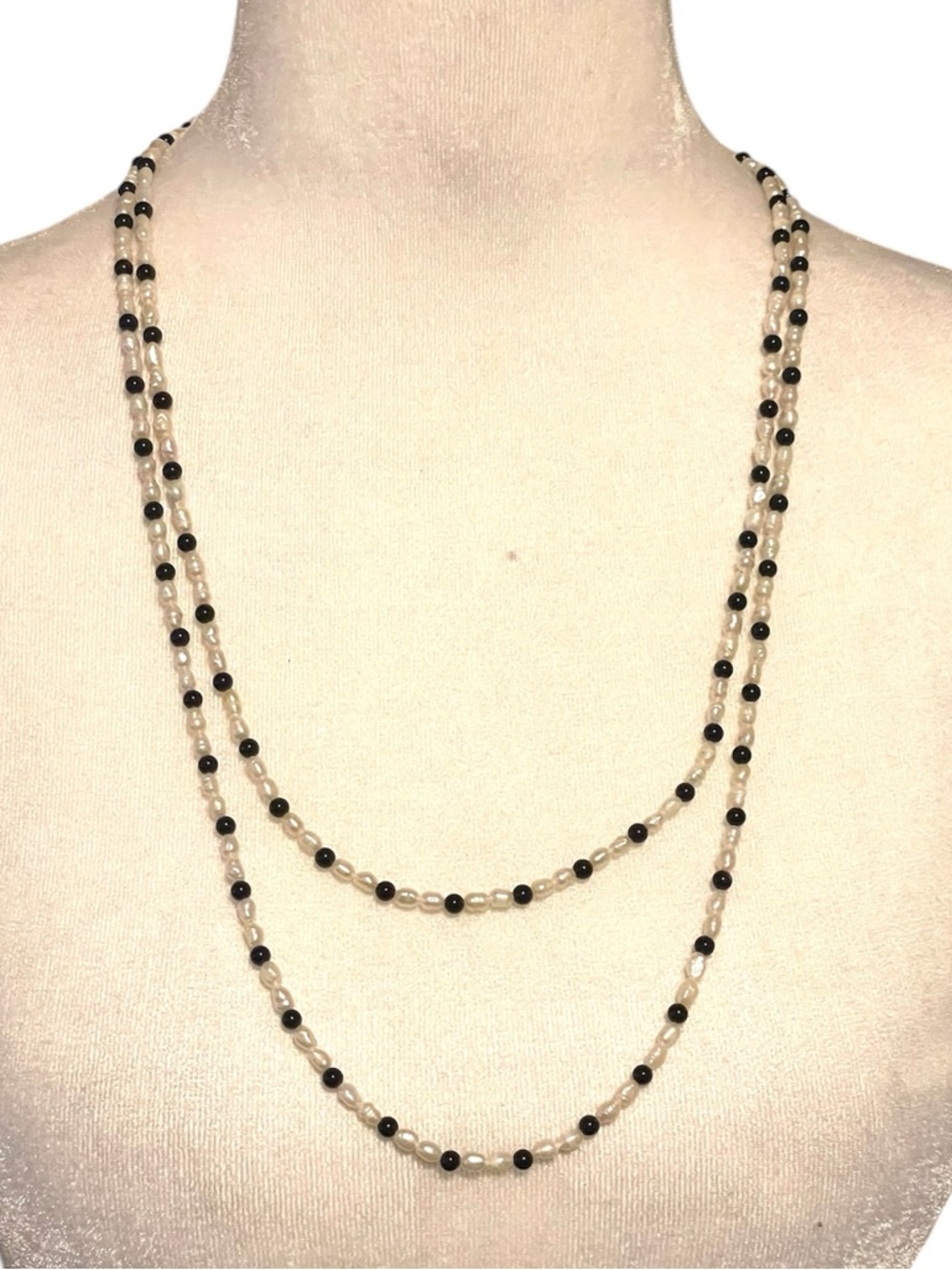 Vintage Freshwater Rice Pearl & Black Bead Long Necklace